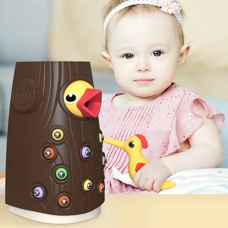 Brinquedo Magnético Minhoca Montessori - Alimente o Passarinho