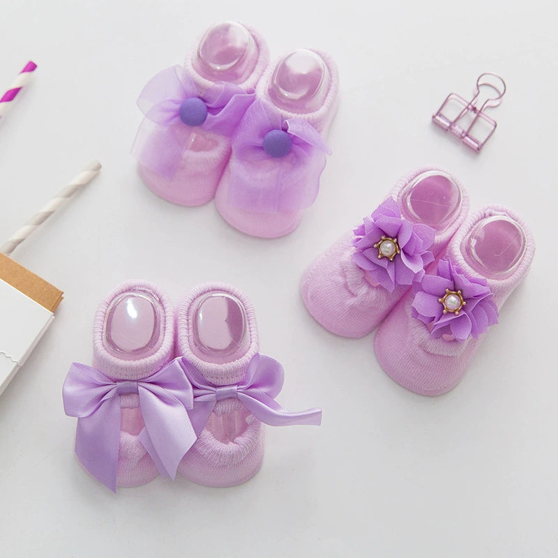 Medias de Encaje con Moñito para Bebé – ¡Comprá 1 y llevate 3 pares!