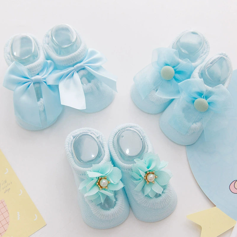 Medias de Encaje con Moñito para Bebé – ¡Comprá 1 y llevate 3 pares!