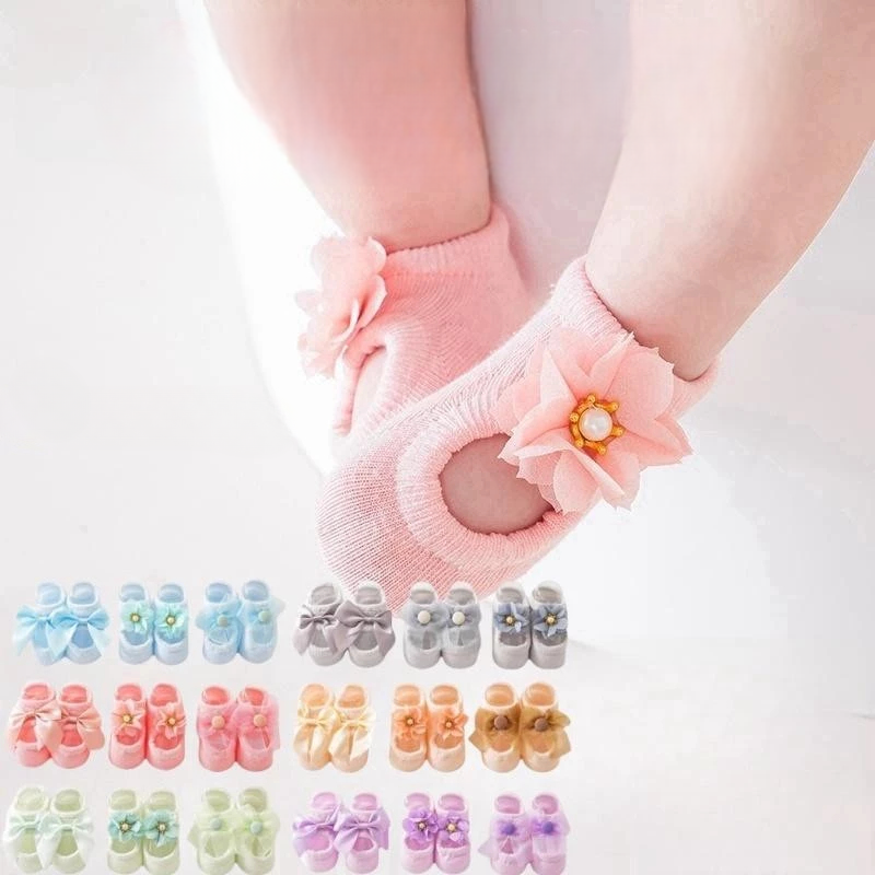Medias de Encaje con Moñito para Bebé – ¡Comprá 1 y llevate 3 pares!