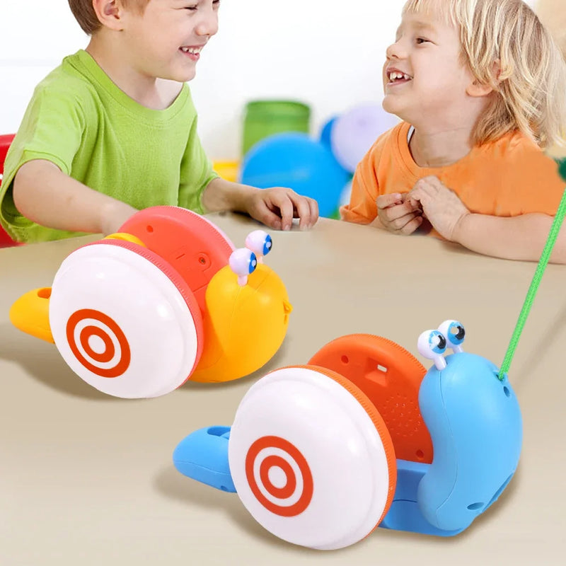 Brinquedo Caracol de Puxar - O Amigo que ilumina as Aventuras do Seu Filho